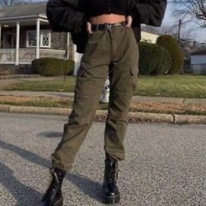 Brandy Melville Army Green Cargo Pants with Tie Bottom 100% Cotton - Piper